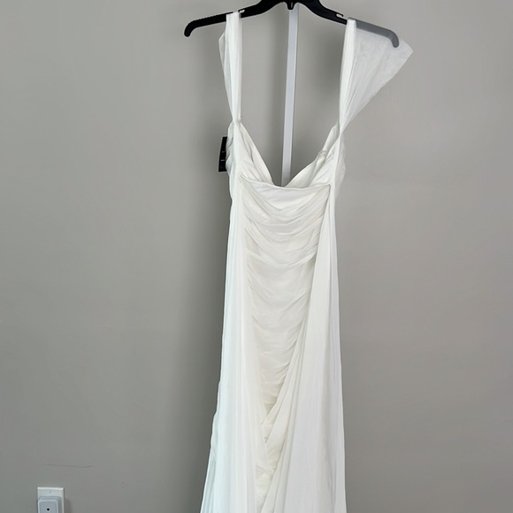 Norma Kamali Walter Fishtail Gown in Snow White - Picture 12 of 16